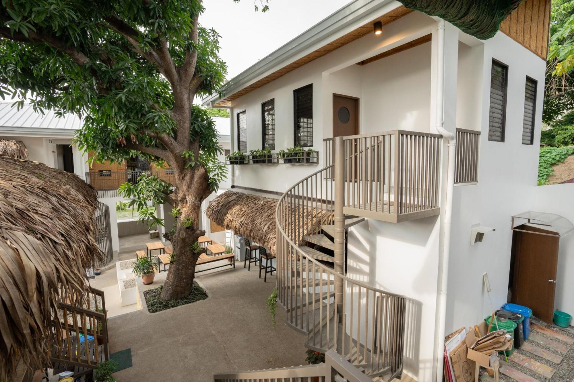 The Circle Hostel, La Union San Fernando City  Eksteriør bilde